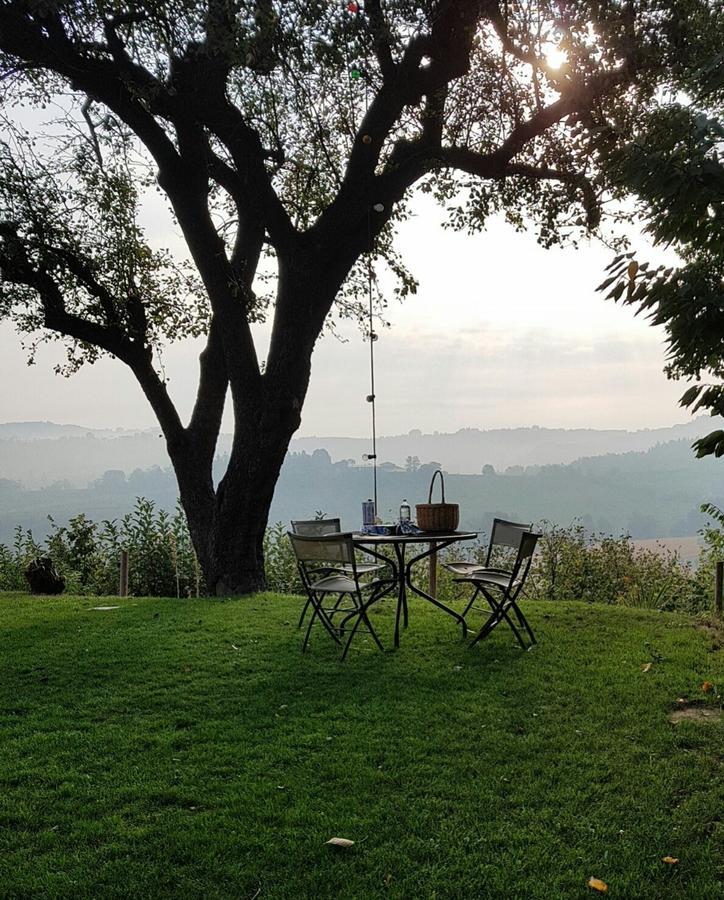 Agriturismo Bottega Di Rosanna Castagnole delle Lanze Exterior photo